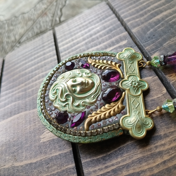 Gorgeous pin brooch - Picture 7 of 10